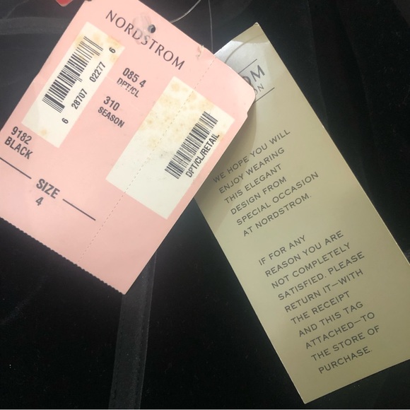 JS collections NWT black velvet bell bottom pants with sheer pant leg inlay sz 4 - Picture 14 of 14